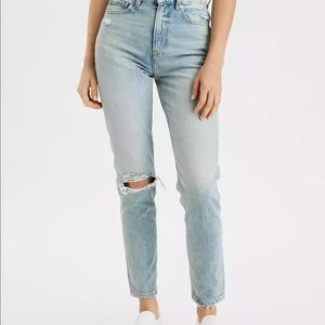 American Eagle High Waisted Mom Jean